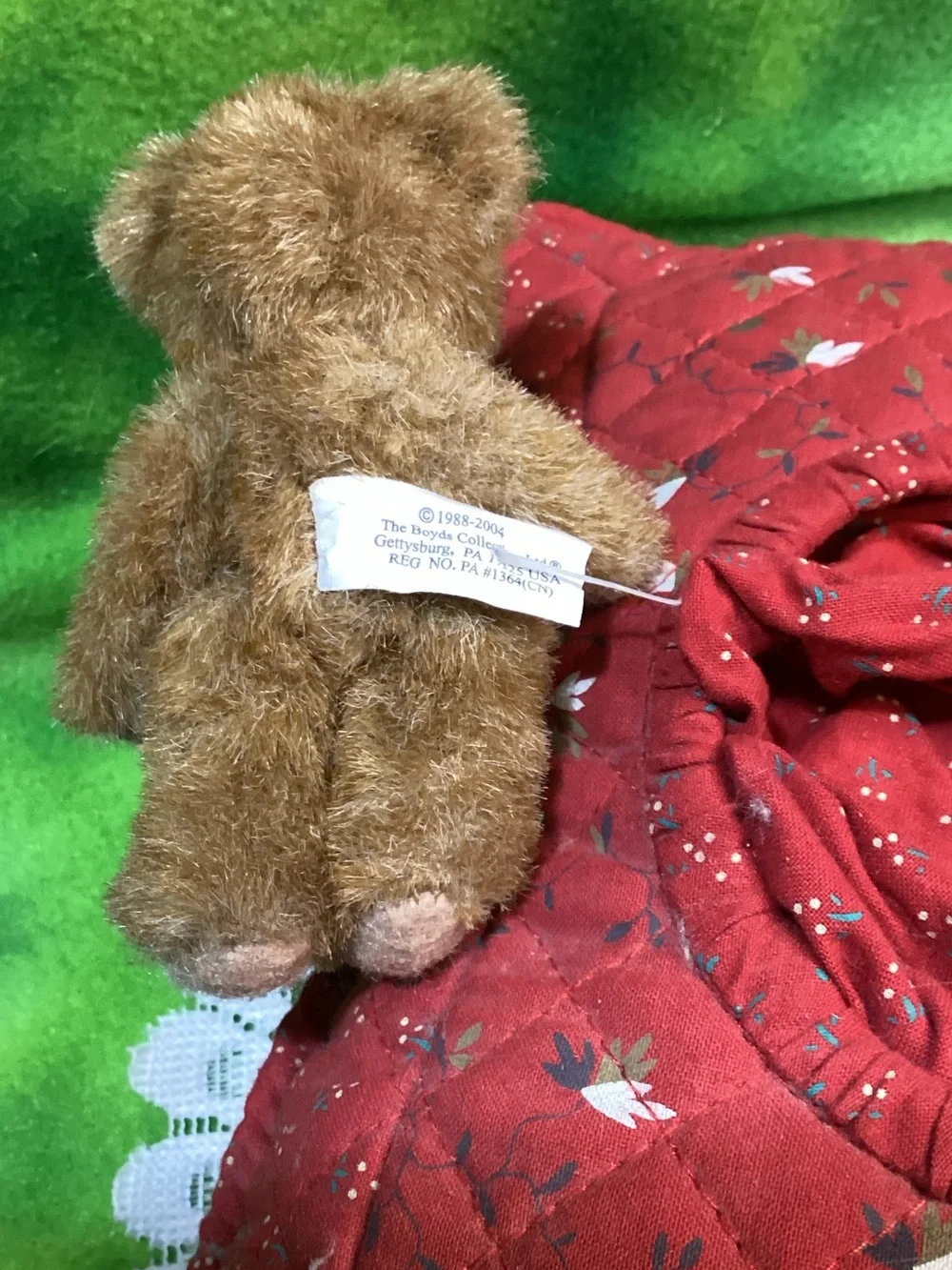 Boyds Home Bears Red Quilted 'Beary Best Friend' Pillow with Plush Teddy 2004
